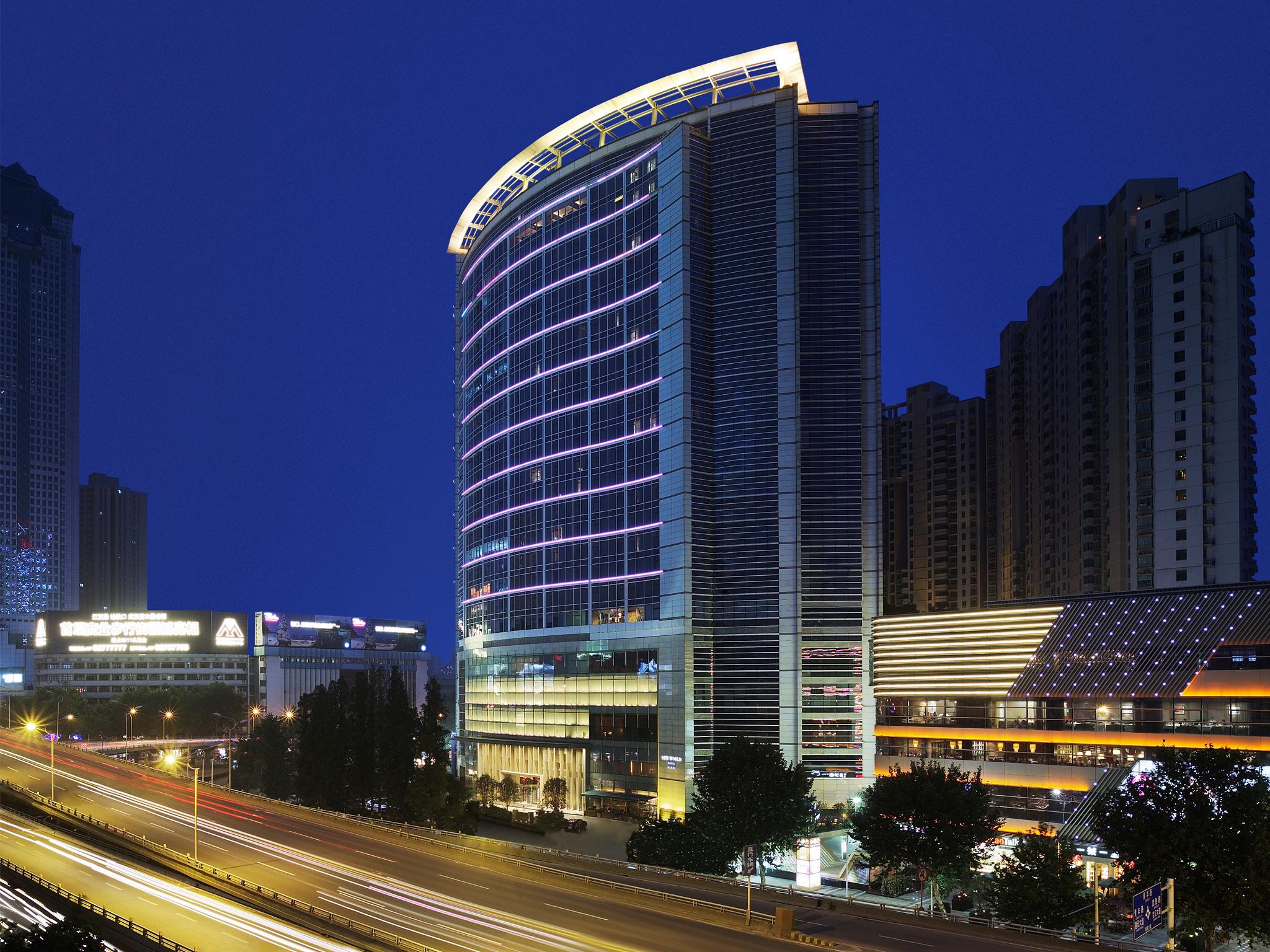 New World Wuhan Hotel Esterno foto