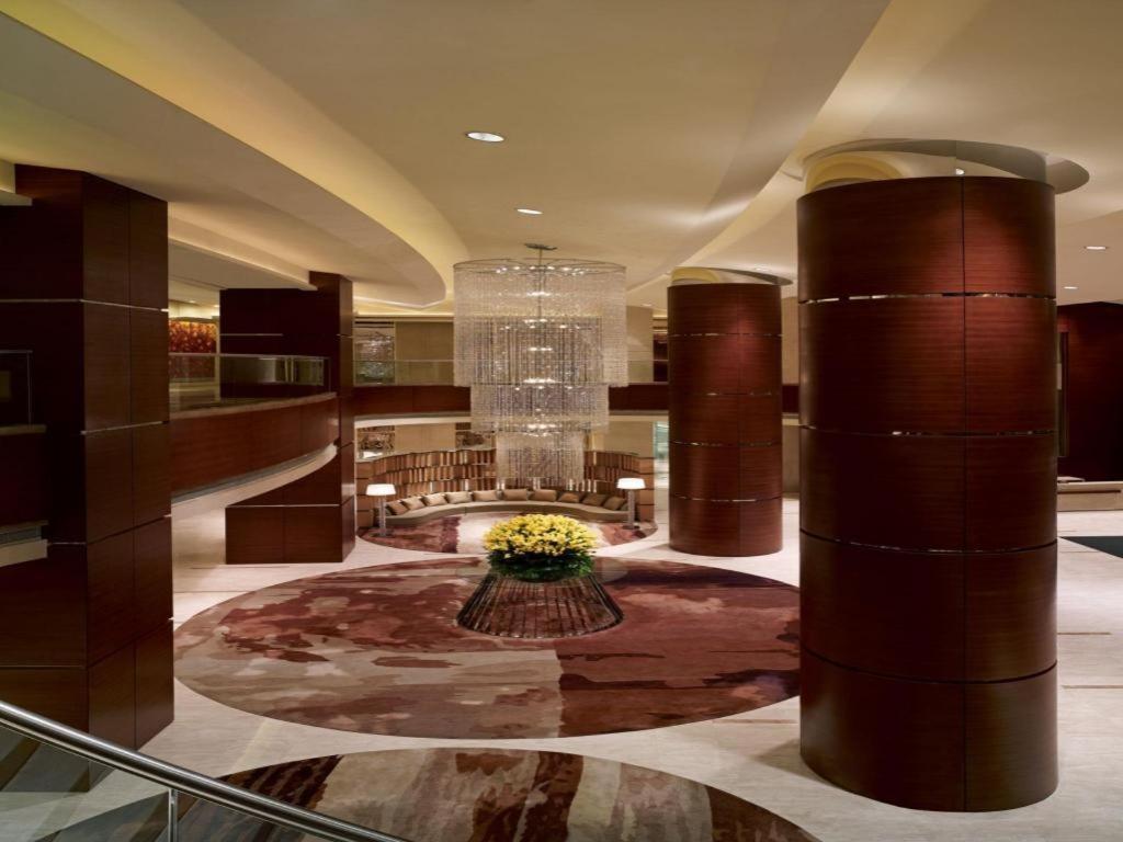 New World Wuhan Hotel Esterno foto